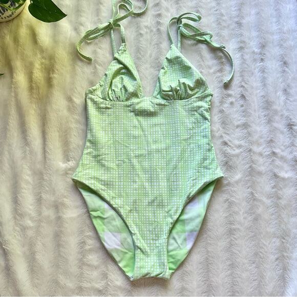 Solid & Striped Olympia Pistachio Green Gingham Reversible One Piece Swimsuit - Picture 3 of 8